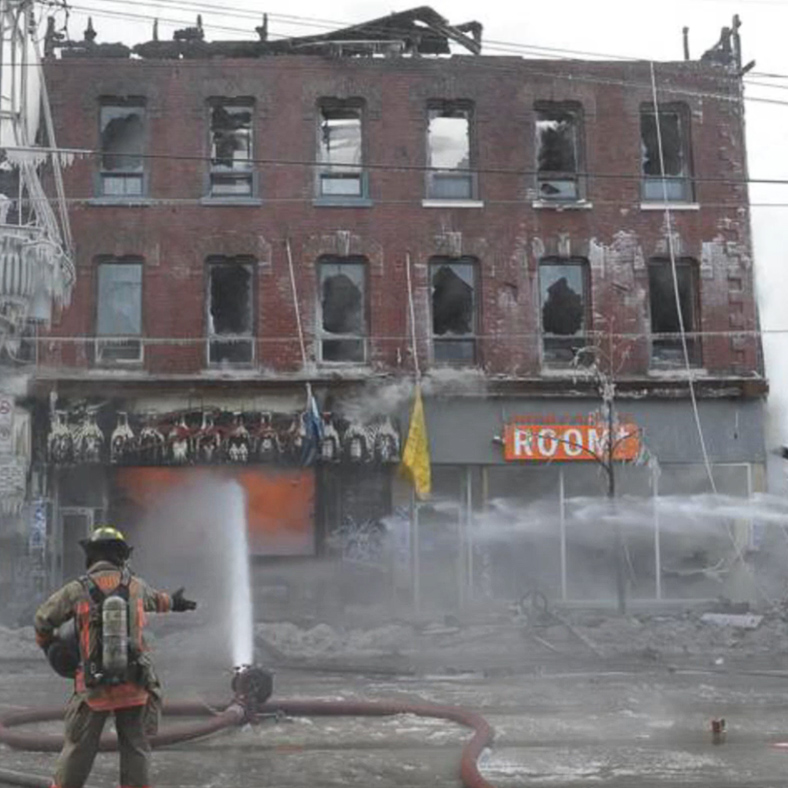 Fire at 619 Queen Street West, Toronto 3